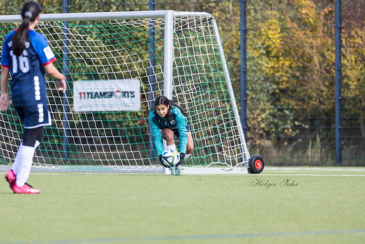 Bild 107 - wU19 Rissener SV - VfL Pinneberg : Ergebnis: 9:1